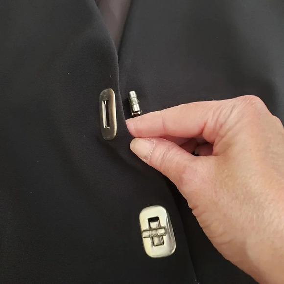 *POWERLINE vest, size small - Picture 3 of 9